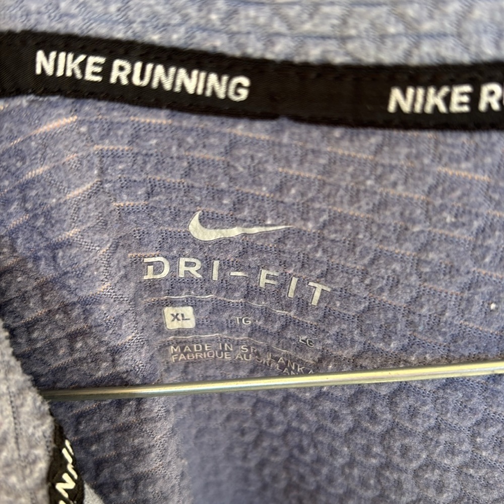 Nike Sphere Blue Textured Women's 1/2-Zip Running Top - Picture 10 of 10